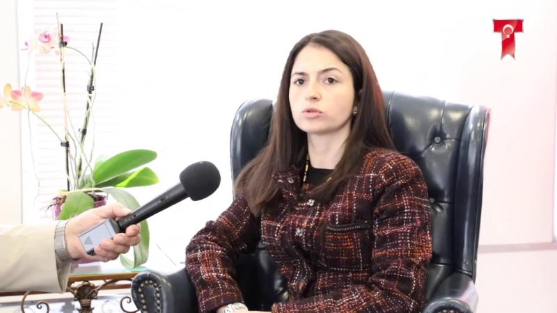 Los Angeles Başkonsolosu Raife Gülru Gezer. Kaynak- Faruk Acar 17 Mart 2017.jpg Los Angeles Başkonsolosu Raife Gülru Gezer. Kaynak- Faruk Acar 17 Mart 2017.jpg