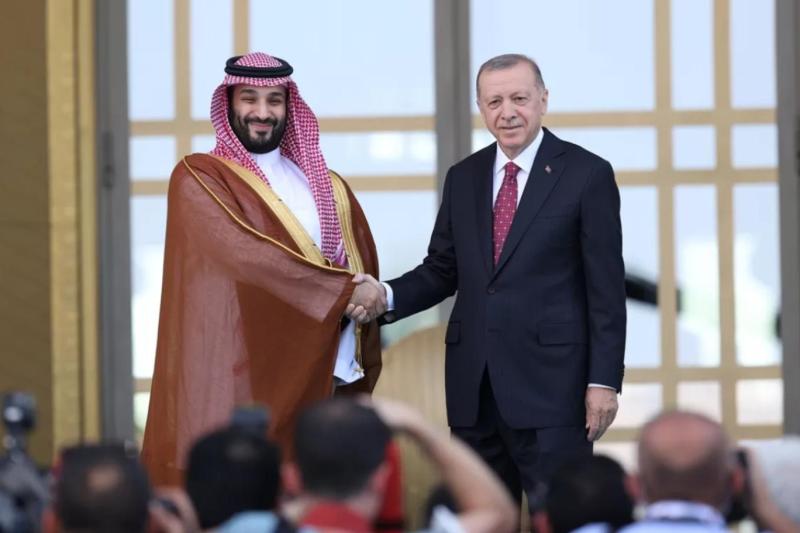 Cumhurbaşkanı Erdoğan ve Veliaht Prens Muhammed bin Selman. Fotoğraf-A.A_.jpg