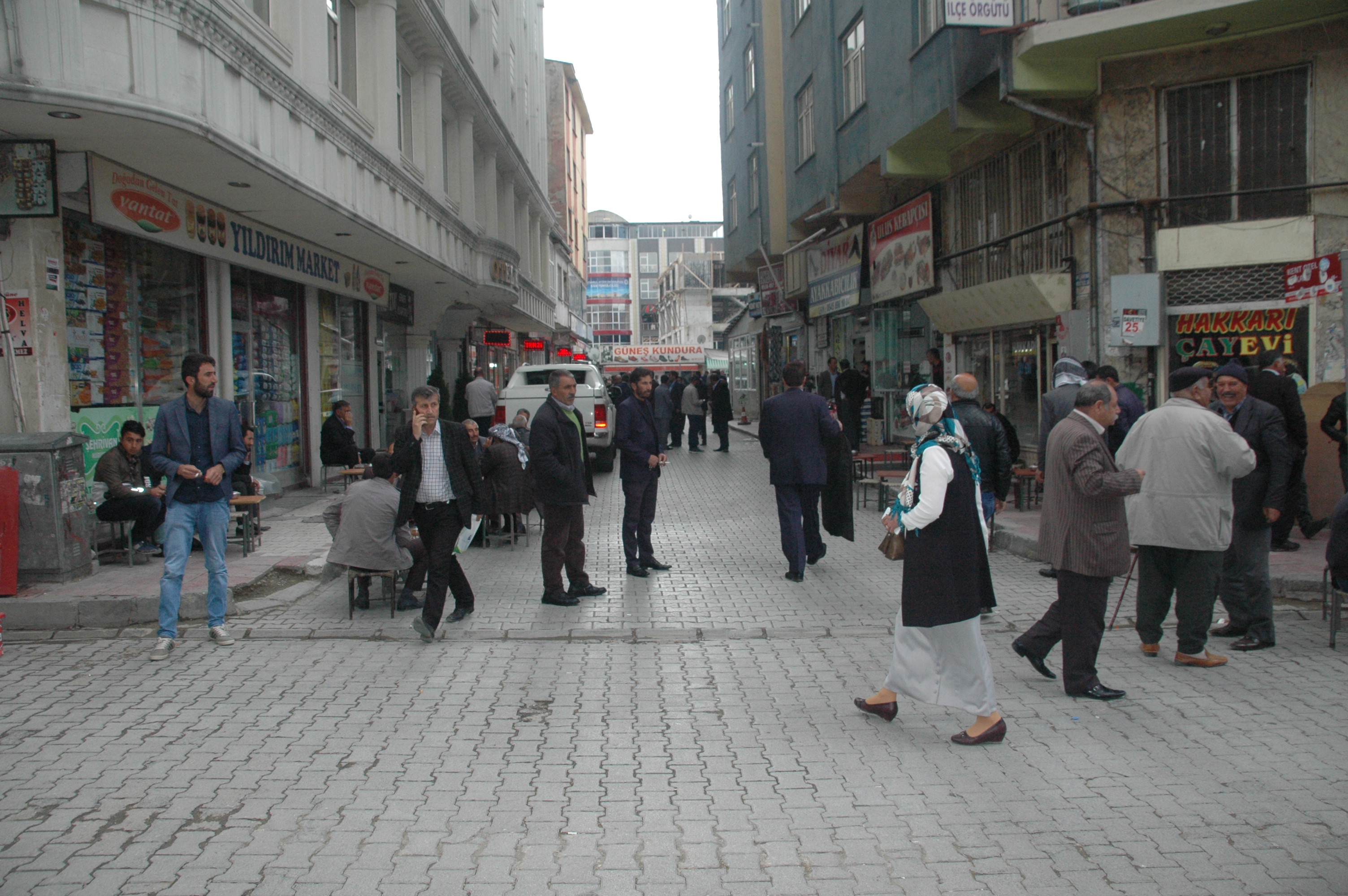 306 taşeron işçisi 3 yıldır hukuk mücadelesi veriyor (7).jpg