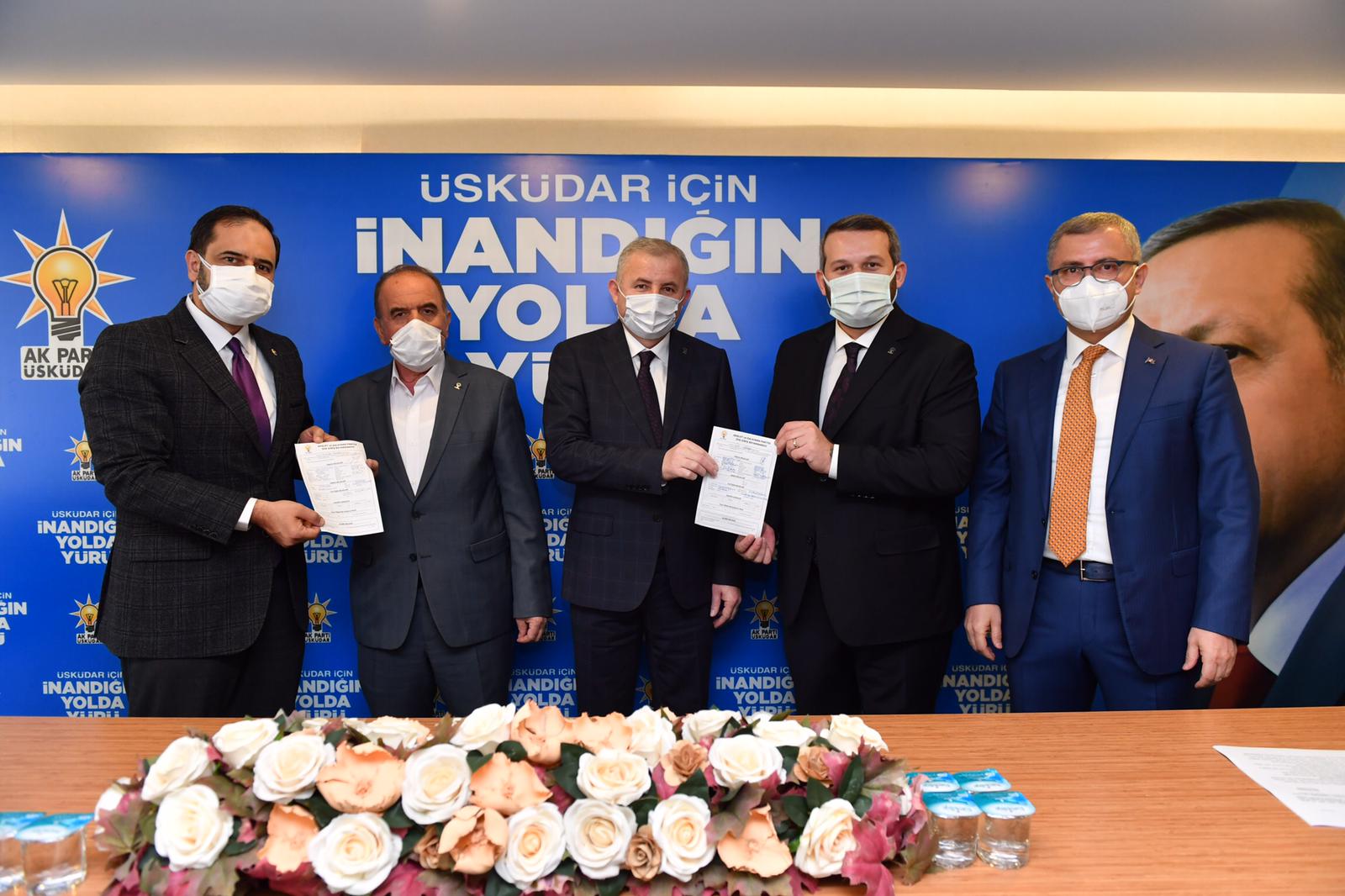 chp li belediye meclis uyeleri istifa