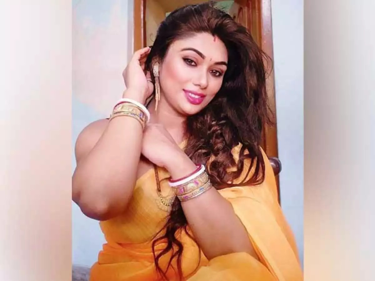 Porno yulduz Vlada Zatyagalova