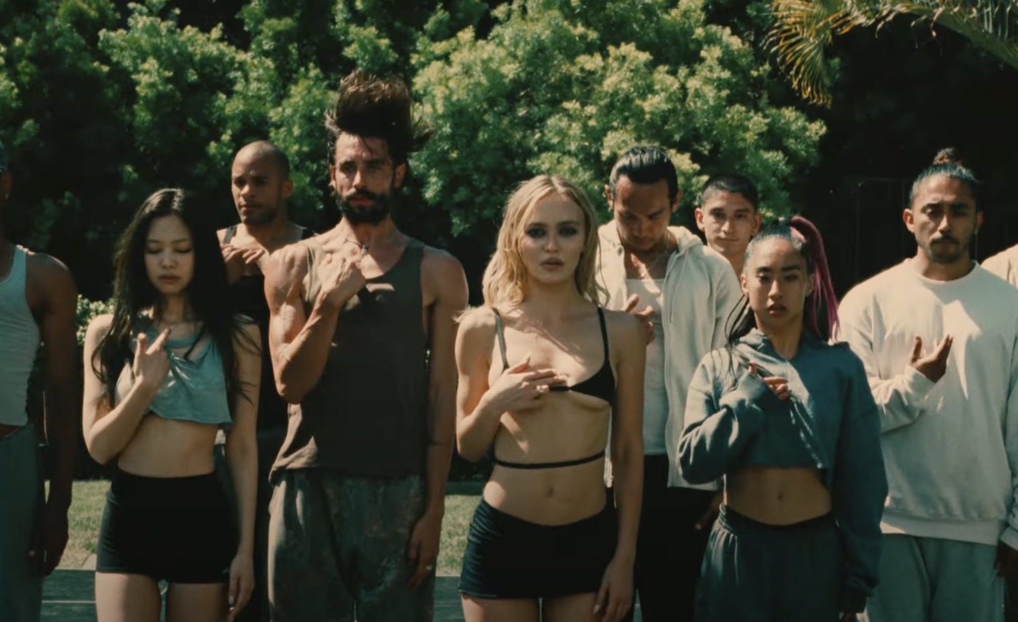 Skandal dizide mide bulandırıcı şaka: The Idol yine olay yarattı |  Independent Türkçe