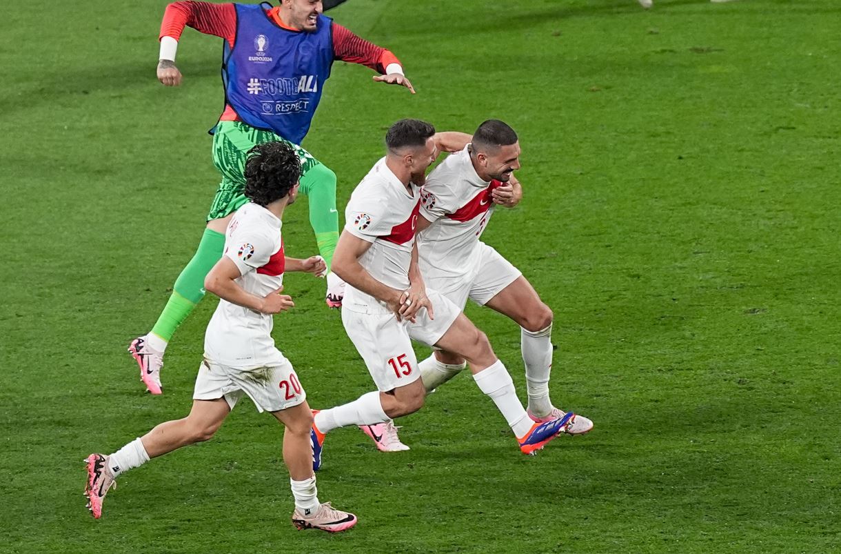 Futbol sahasında porno