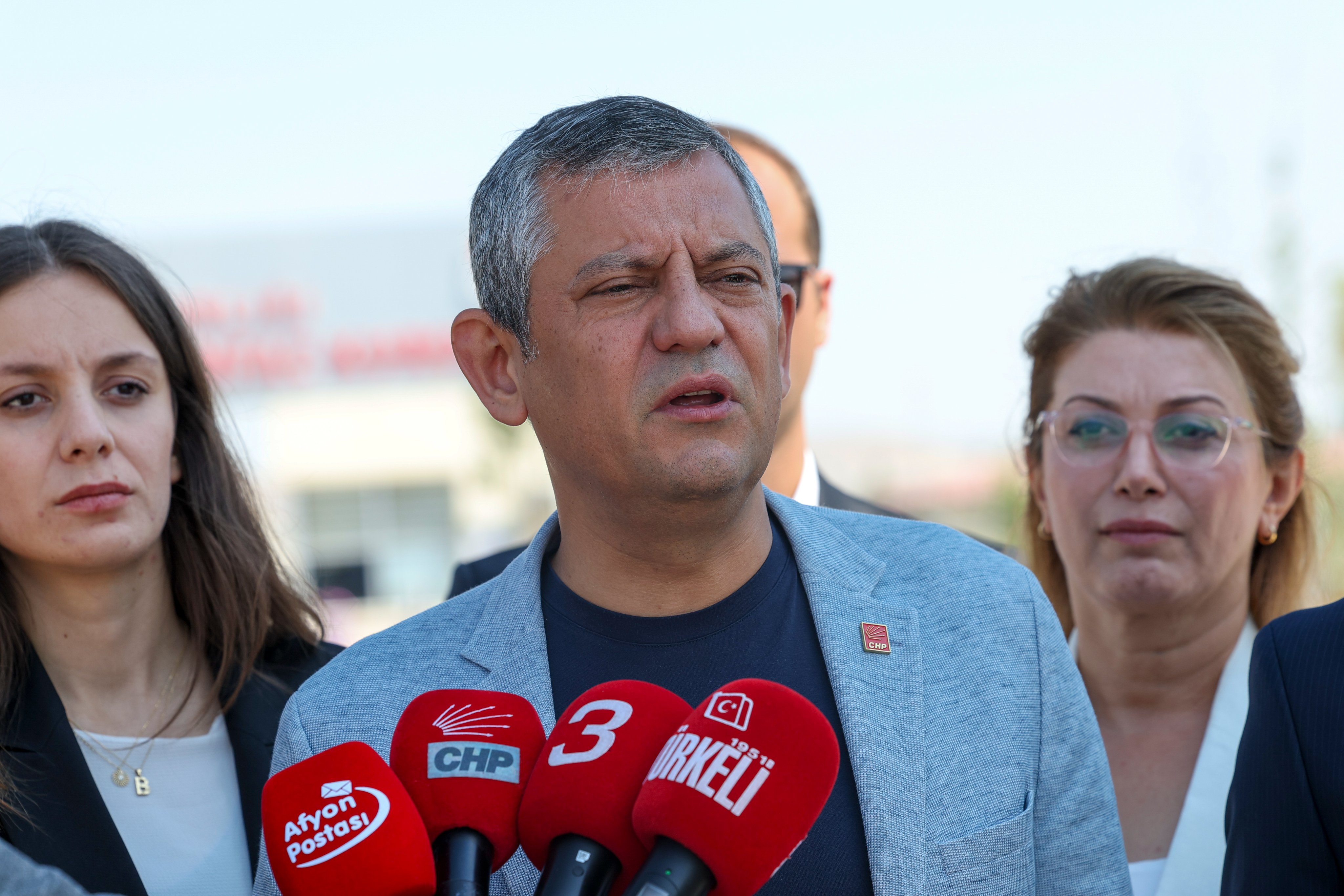 Özgür Özel: Günü gelince bu zulüm düzeni sorgulanacak
