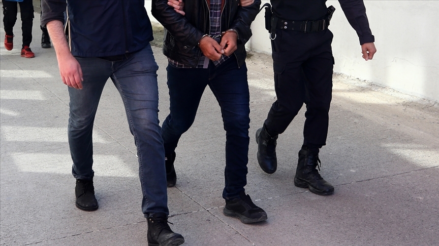 Kapalıçarşı'da "kaçak pırlanta" operasyonu: Piyasa değeri 1,25 milyar liralık eşyaya el konuldu