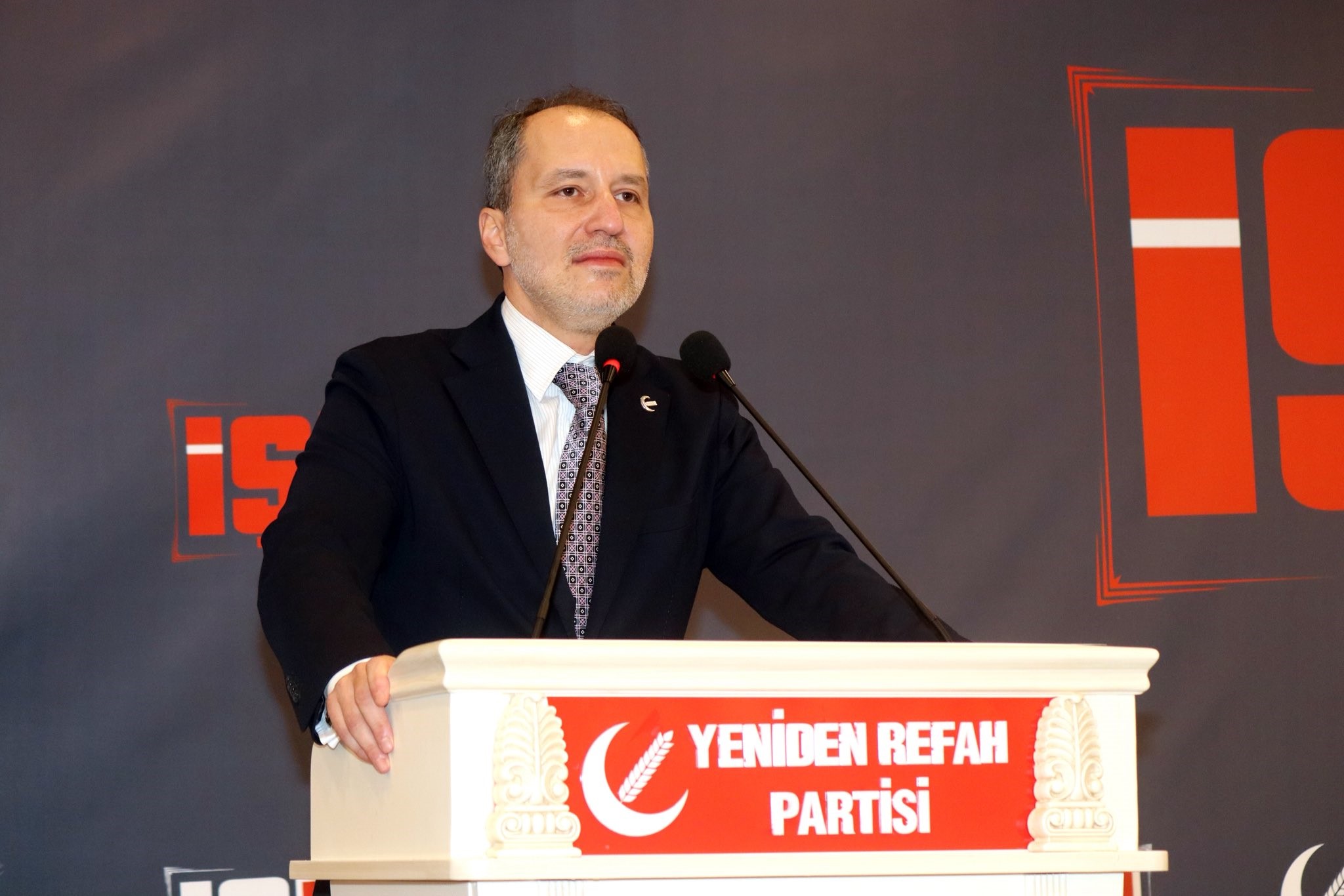 Yeniden Refah Partisi Genel Başkanı Erbakan’dan süreç için referandum önerisi