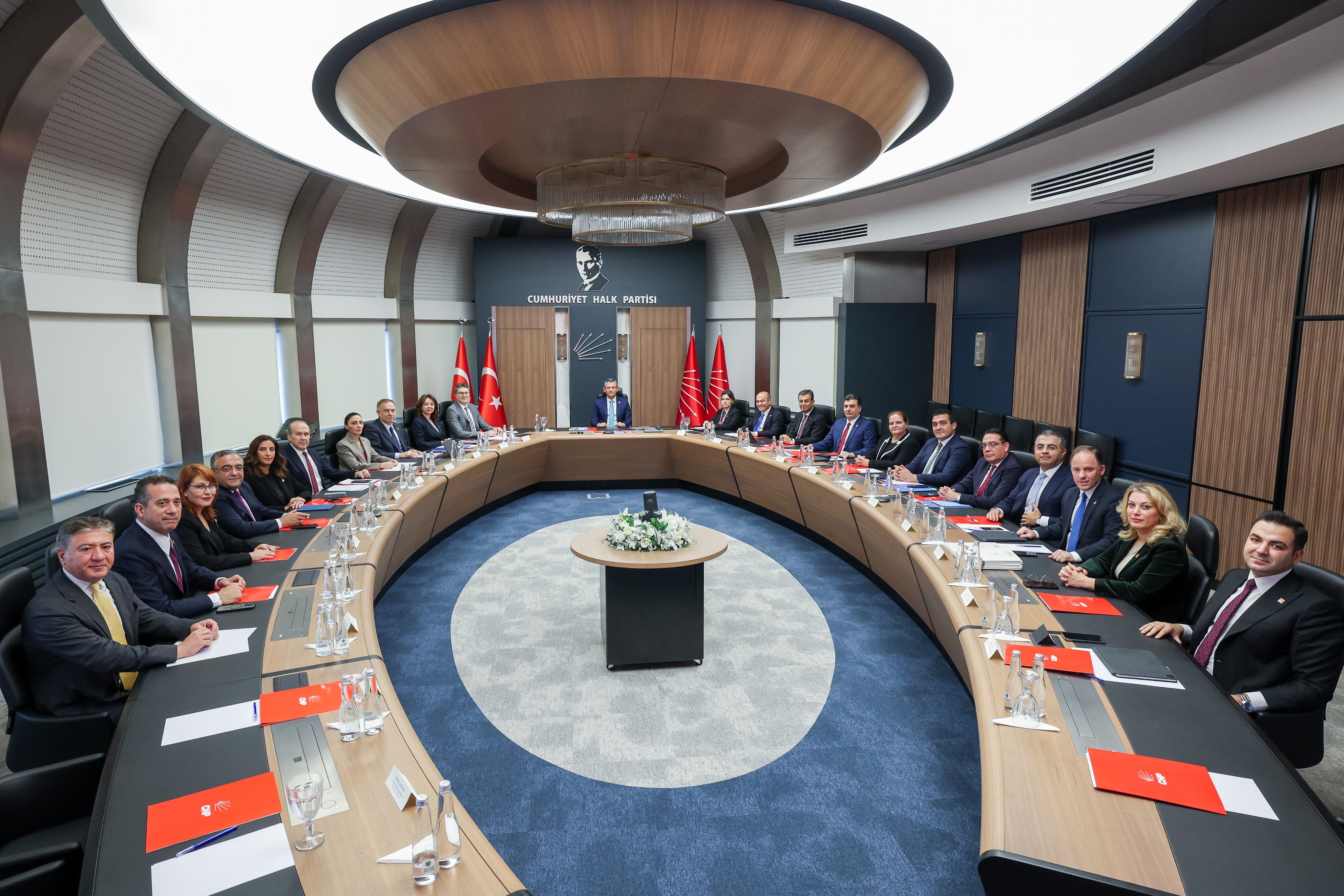 CHP’nin yeni gölge kabinesi yarın açıklanacak