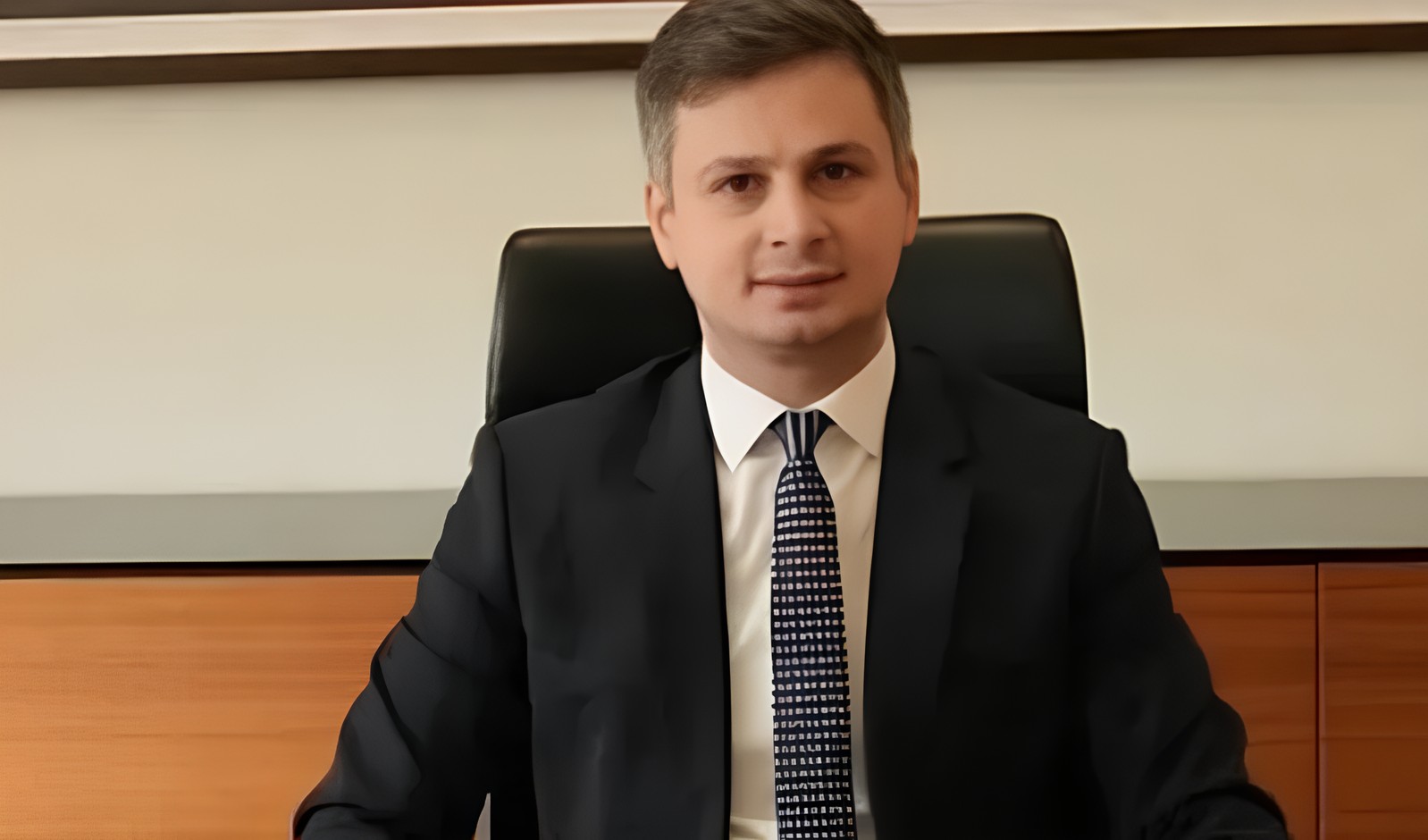 Mehmet Akif Ersoy soruşturması, istifa getirdi