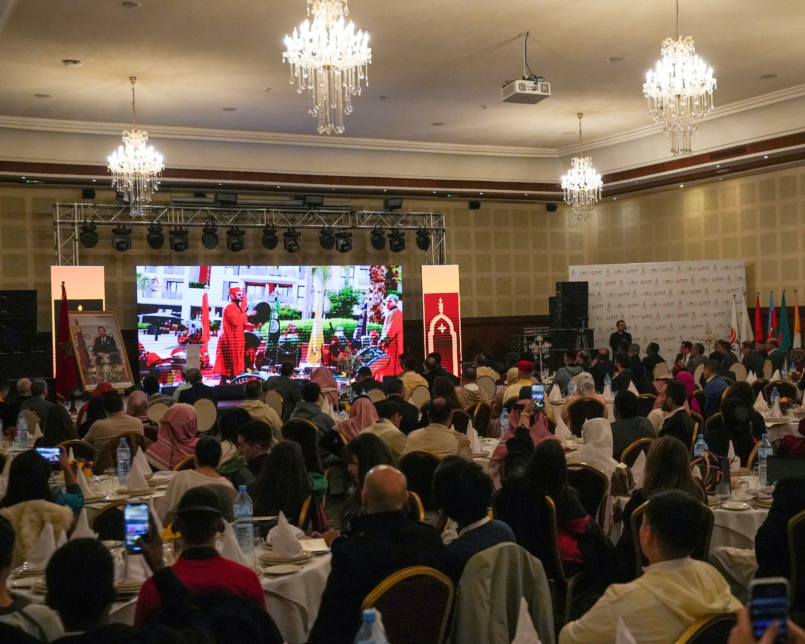 Marakeş’te gençlerden demokrasi, barış ve gelecek için birlik mesajı