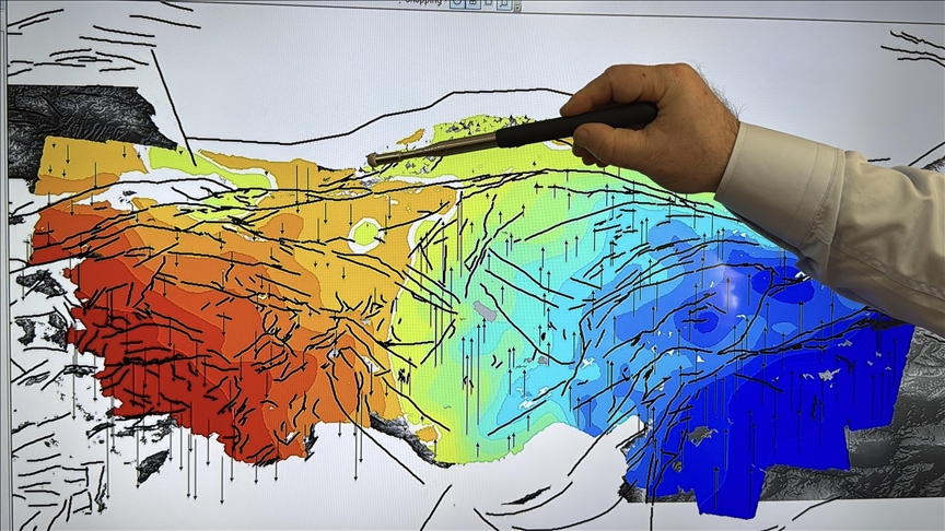 Uydu verileri ortaya çıkardı: Anadolu’nun doğusu ve batısı farklı yönlere hareket ediyor