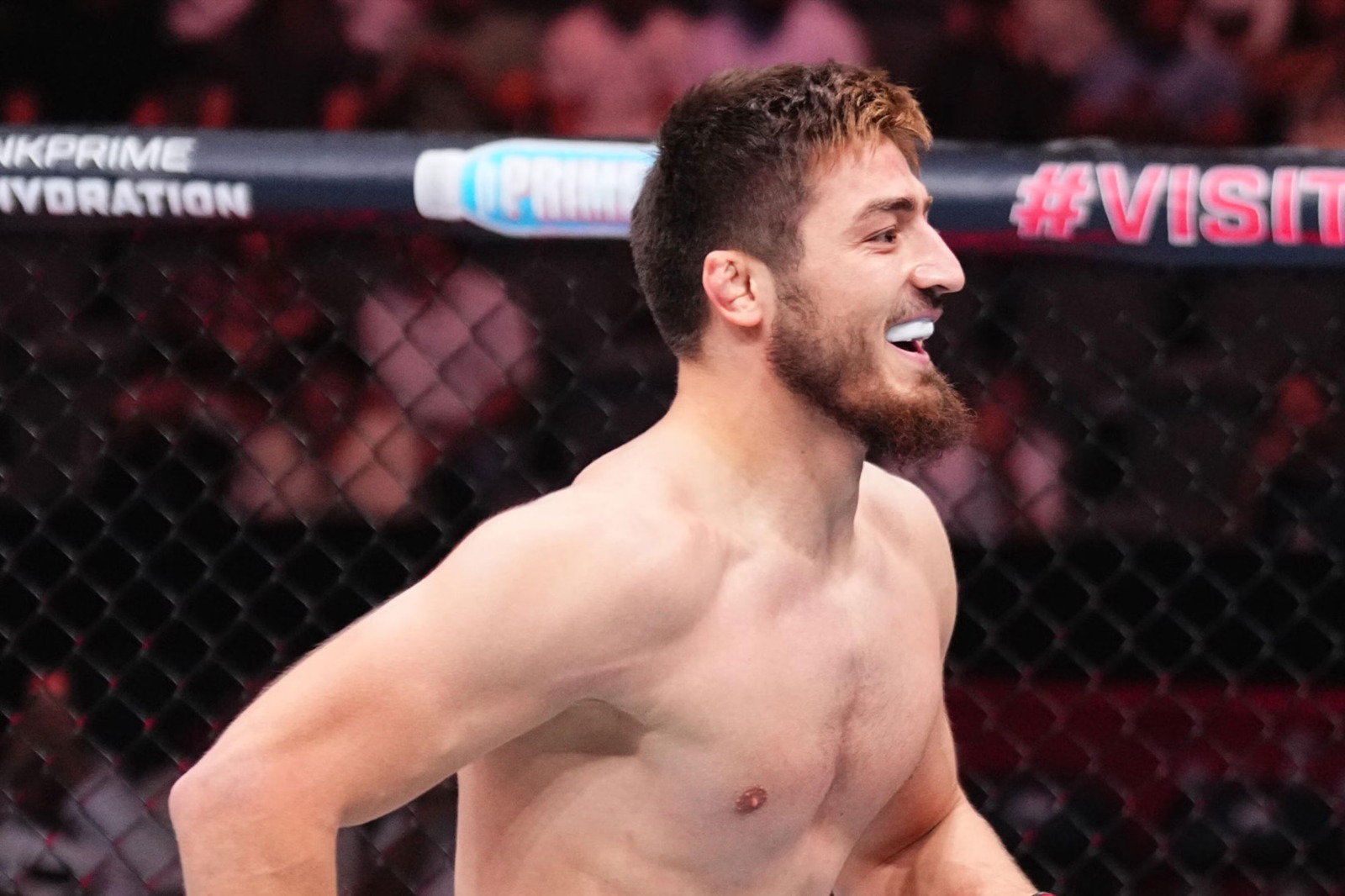 UFC'de Dövüş Gecesi: Türkiye'yi temsil eden Abdul Rakhman Yakhyaev buraya nasıl geldi?