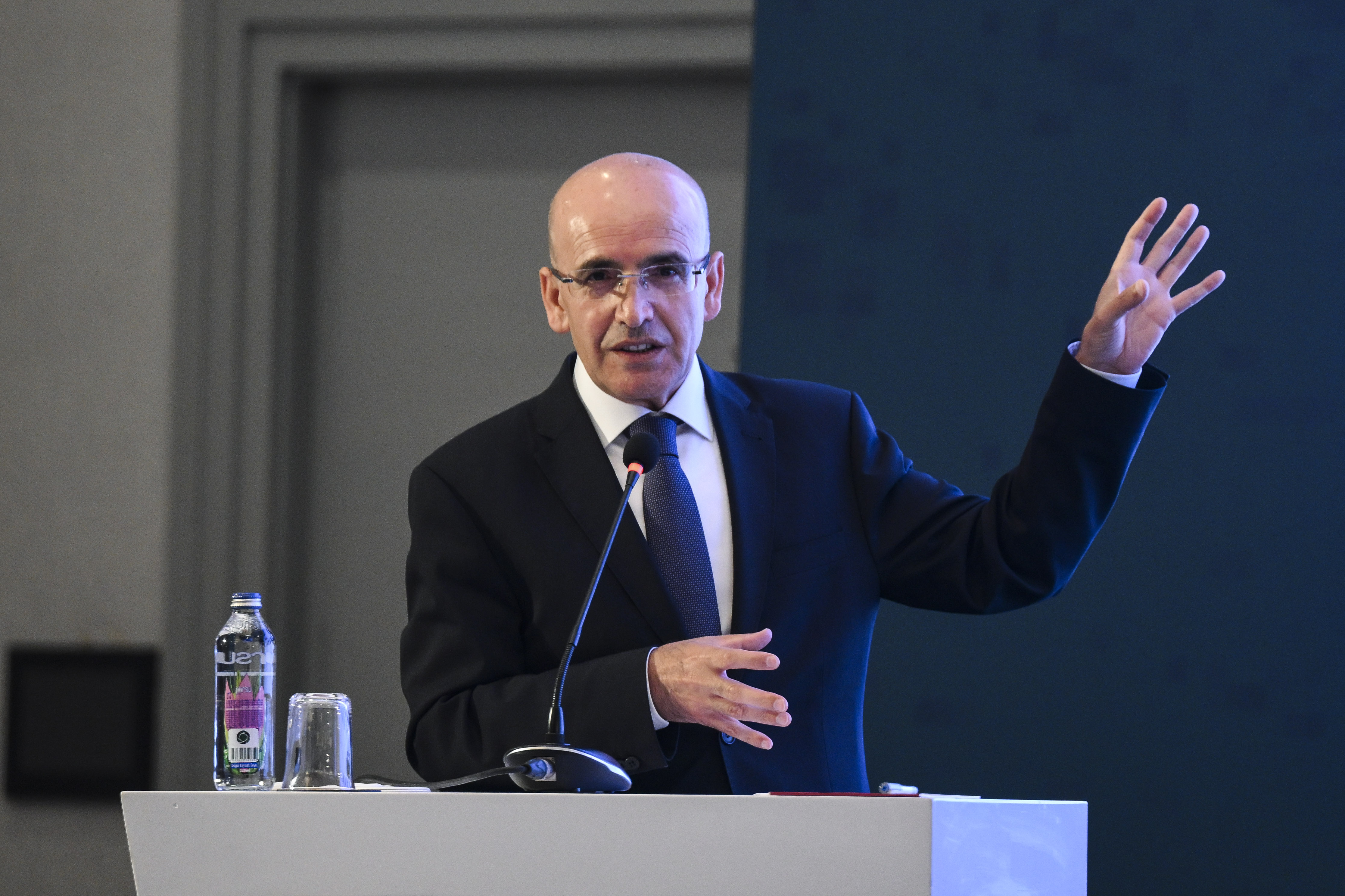 Hazine ve Maliye Bakanlığı iddiaları yalanladı: Mehmet Şimşek faiz politikası hakkında asla yorum yapmaz