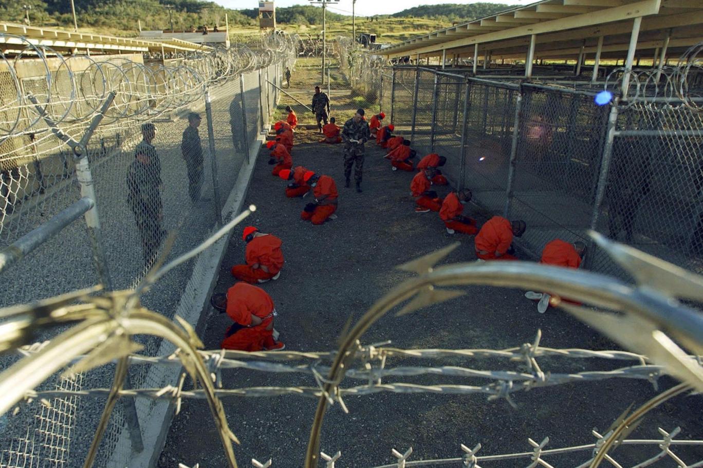 ABD’nin Guantanamo’daki “Küba kampı” projesi tartışma yarattı