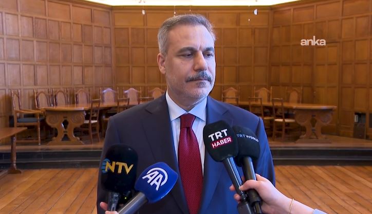 Dışişleri Bakanı Fidan: Hürmüz Boğazı'nda mayınların temizlenmesine bir anlaşma sonrası sıcak bakabiliriz