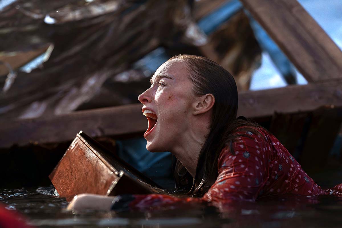 Netflix'in yeni köpekbalığı filmi 82 ülkede zirvede