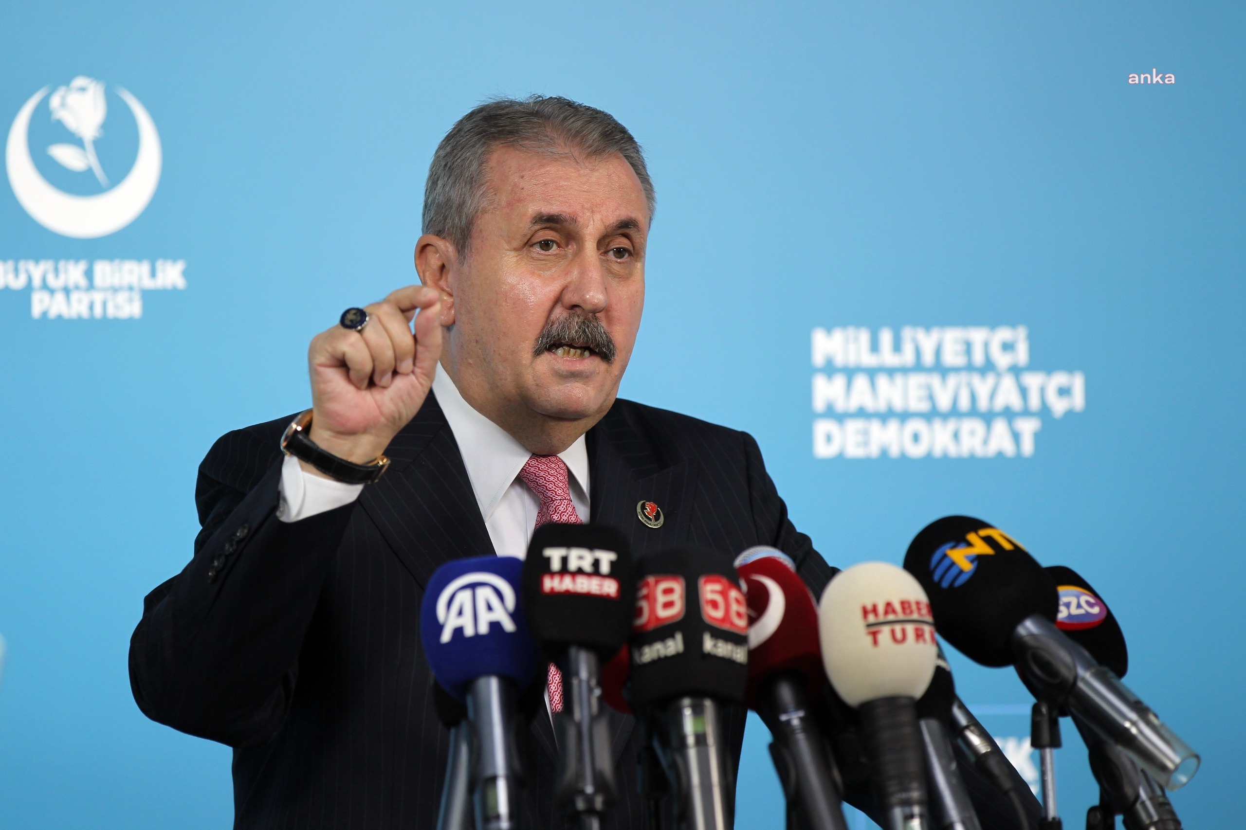 Destici’den dijital bağımlılık uyarısı: Çocukları gerçek hayatla buluşturmalıyız