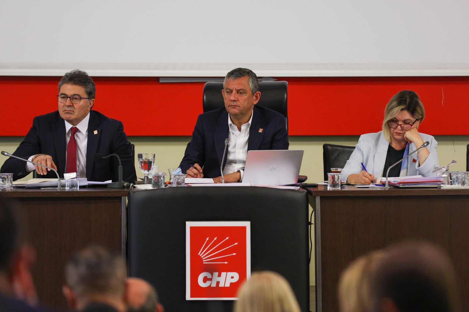 CHP PM, Özgür Özel başkanlığında toplandı: Saha çalışmaları dört başlıkta başlıyor