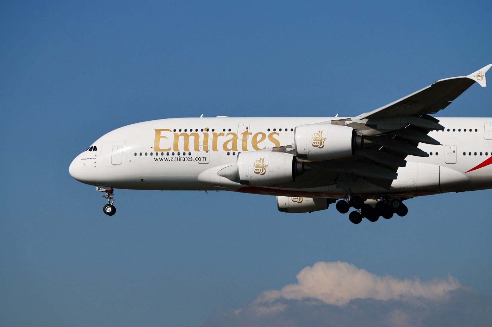 Havayollarında bir ilk: Emirates'ten kişiye özel banyo hizmeti