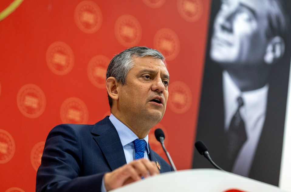 Özgür Özel: CHP bugünden itibaren savunmadan hücuma geçiyor olacak