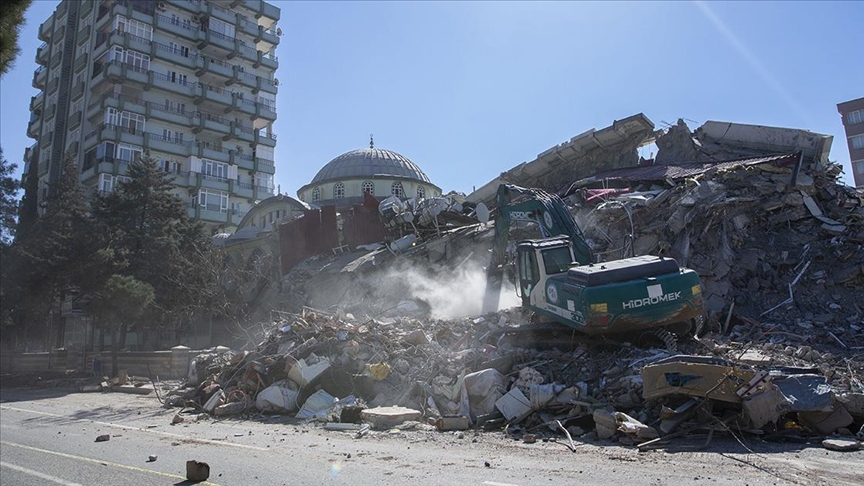 Depremde 146 kişinin öldüğü Hamidiye Sitesi'ne ilişkin davada karar: 21 yıl hapis cezasi  çıktı