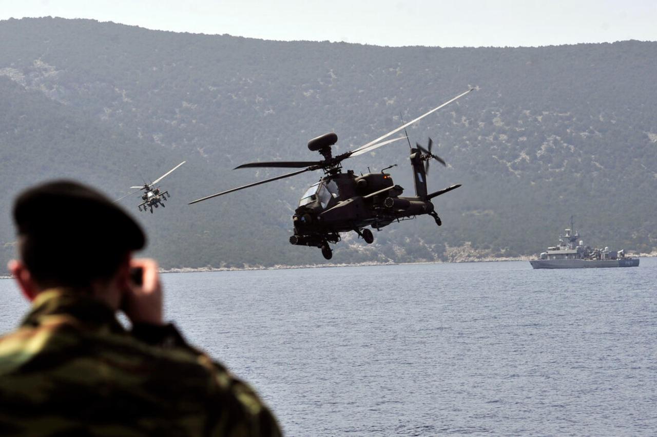 Doğu Akdeniz'de üçgen oyun
