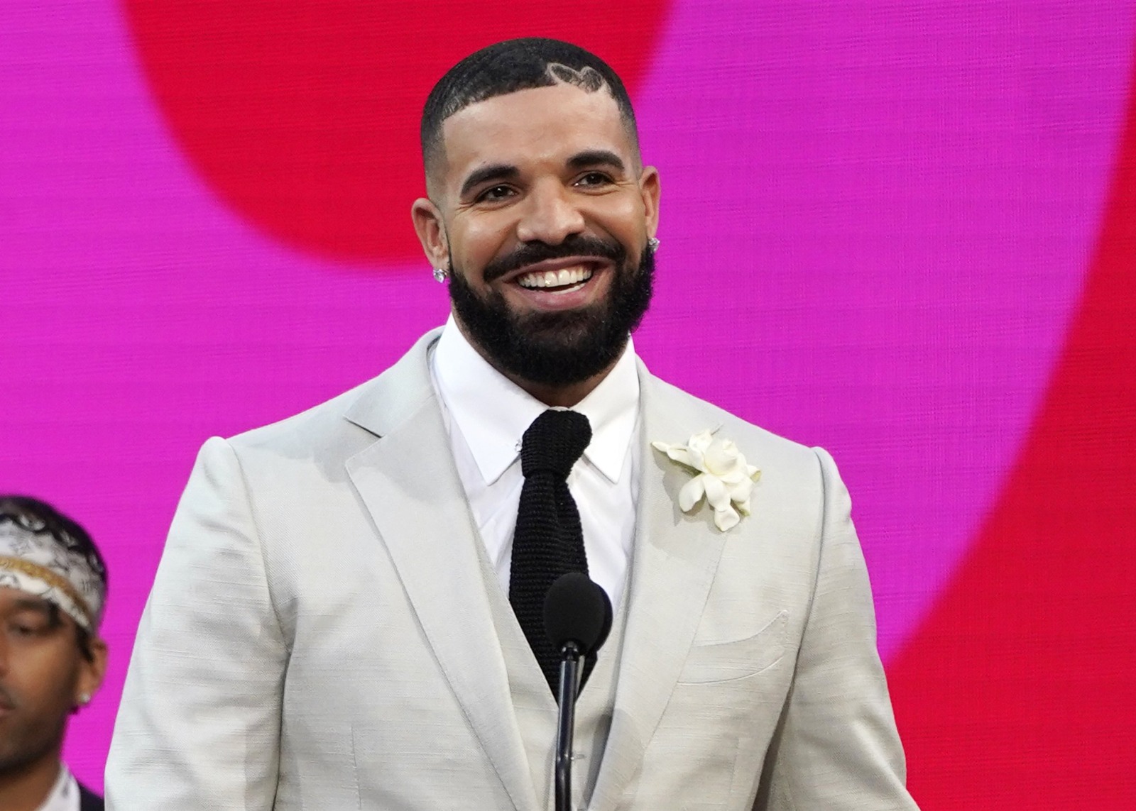 Drake'ten yeni Spotify rekoru