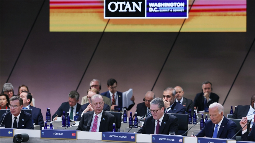 NATO'nun Ankara çıkarması: Savunma mı, yeni savaş düzeni mi?