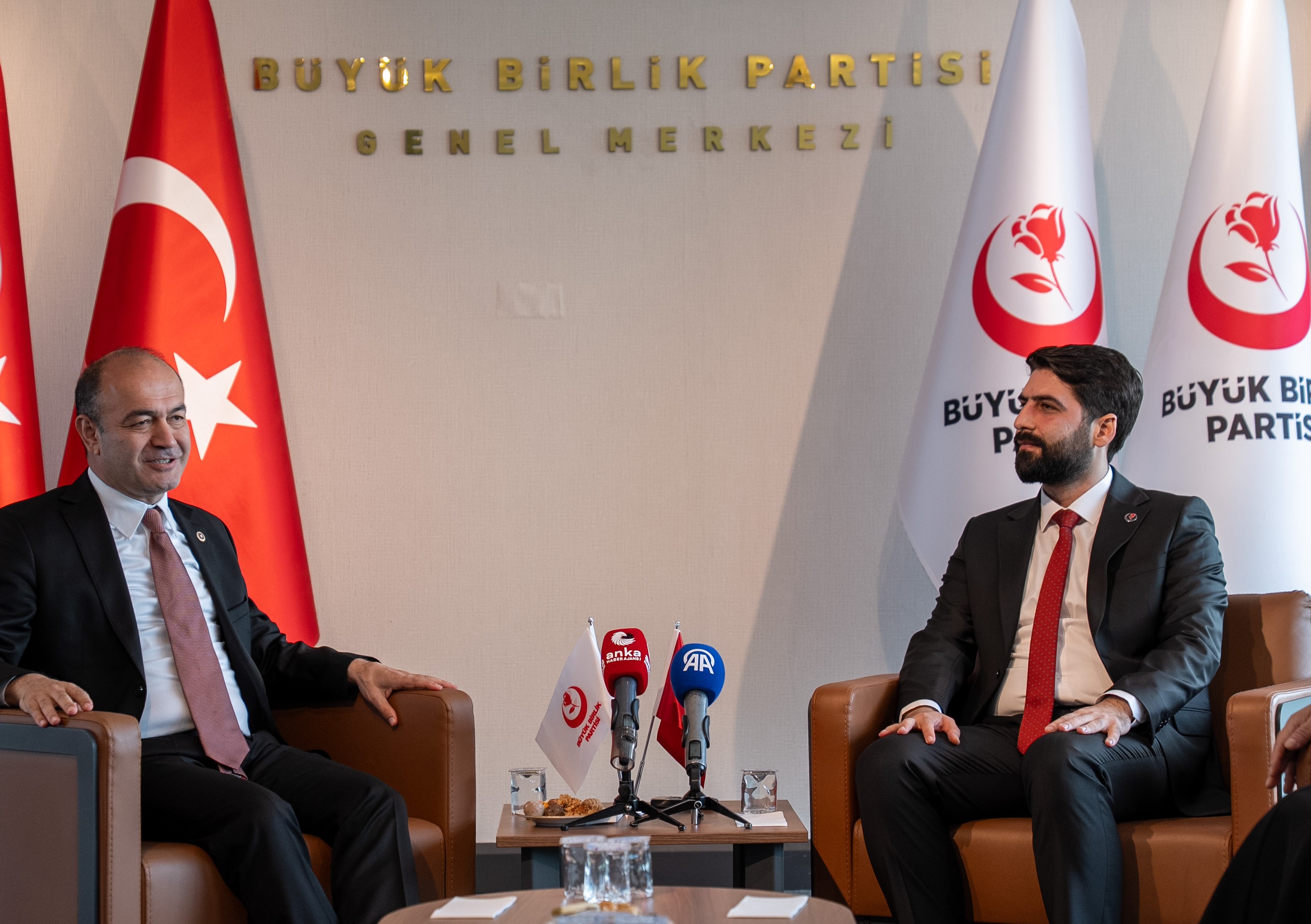 CHP'li Karabat: Gücü elinde bulunduranın aynı zamanda hukukla egemen olduğu bir iklim oluşursa tamir edemeyeceğimiz sonuçlarla karşı karşıya kalabiliriz