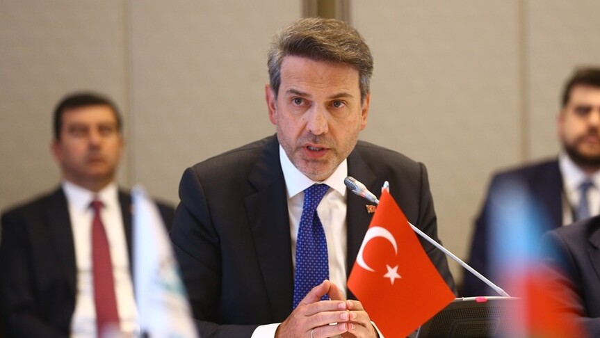 Bakan Bayraktar: D8 ile enerji işbirliğini güçlendirmeye kararlıyız