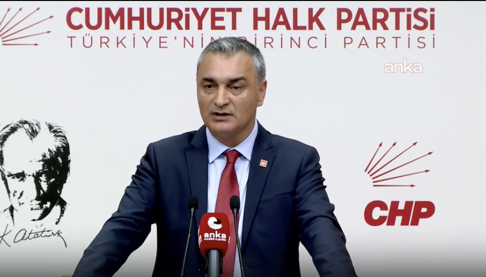 CHP Sözcüsü Müslim Sarı: Partide iki başlı bir yap
