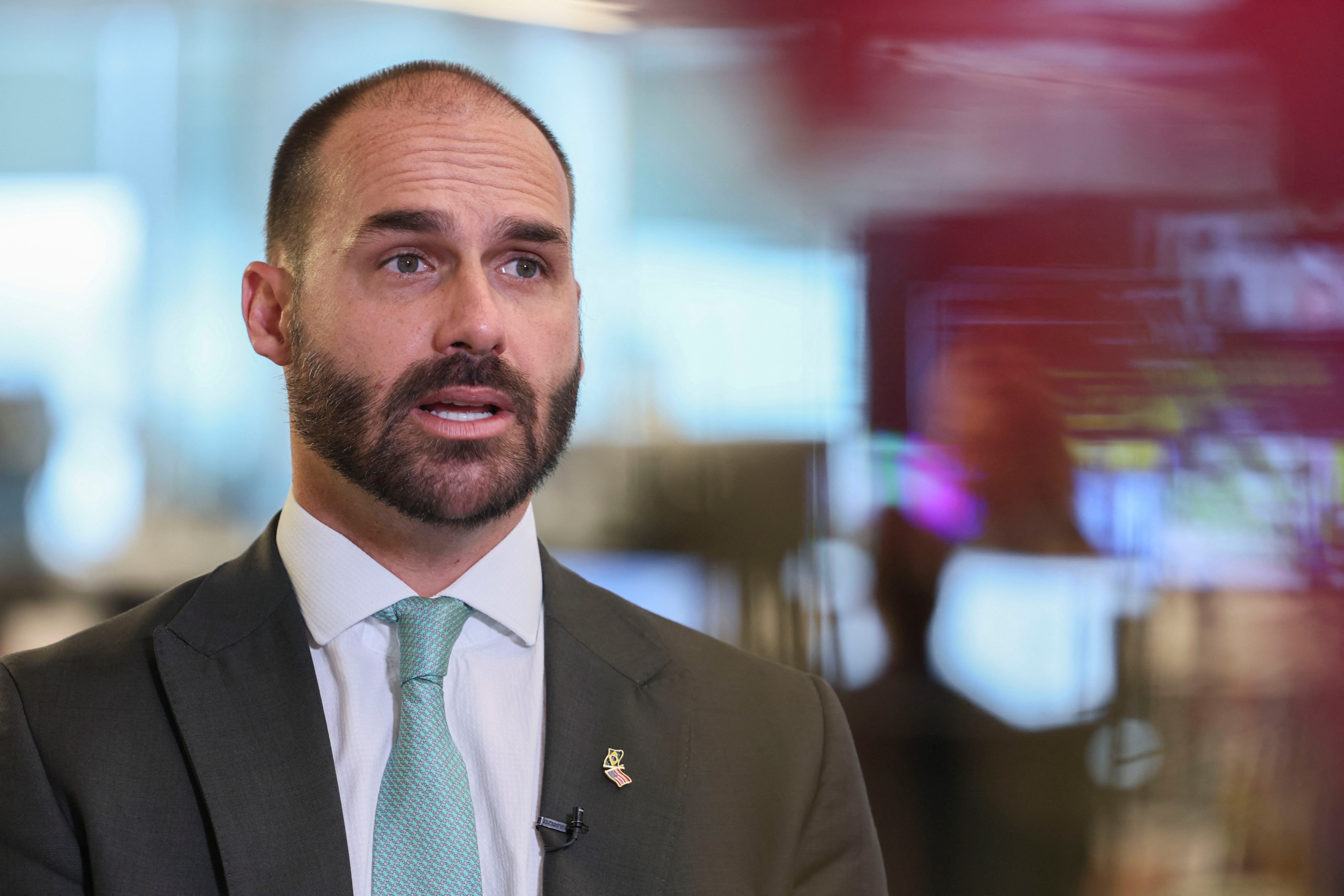 Brezilya Yüksek Mahkemesi, Eduardo Bolsonaro'ya ABD'de lobi faaliyetleri nedeniyle hapis cezası verdi
