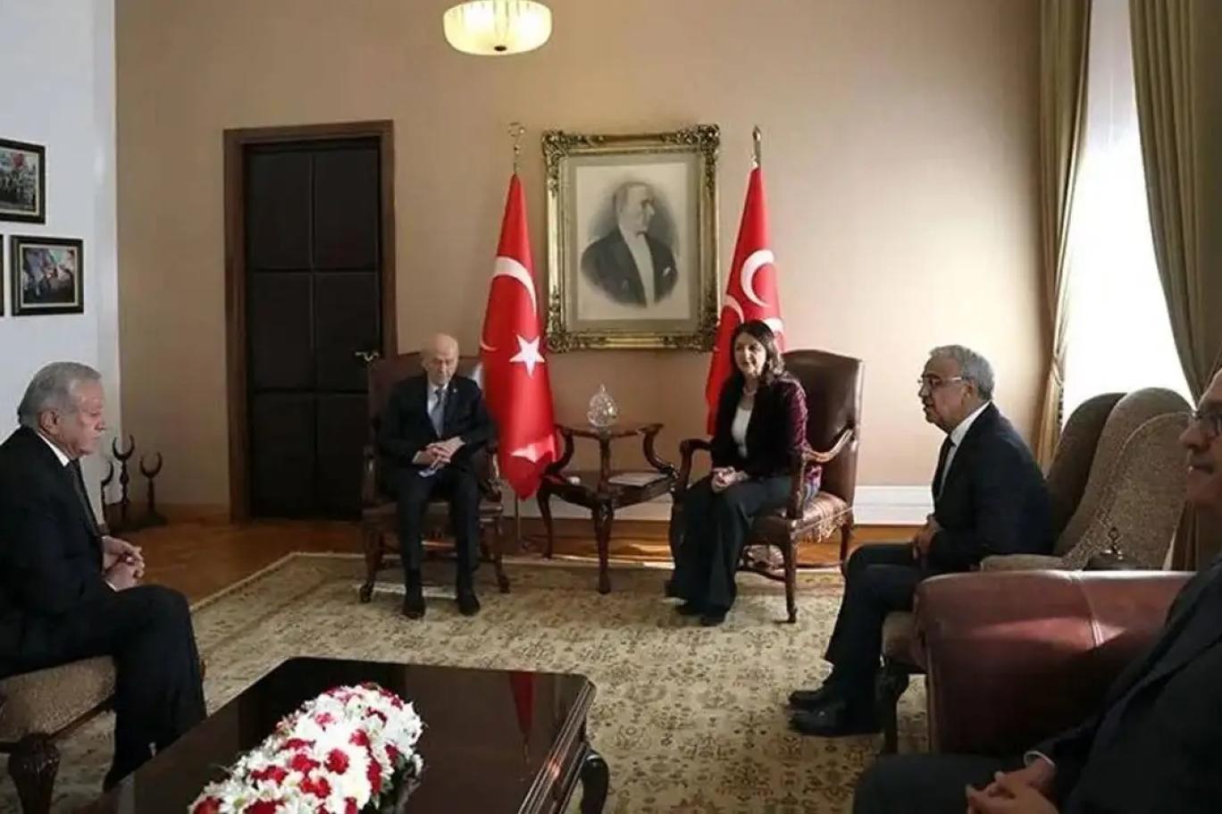 DEM Parti'den AK Parti ve Bahçeli görüşmeleri sonrası açıklama: Yasal çerçeve ele alındı