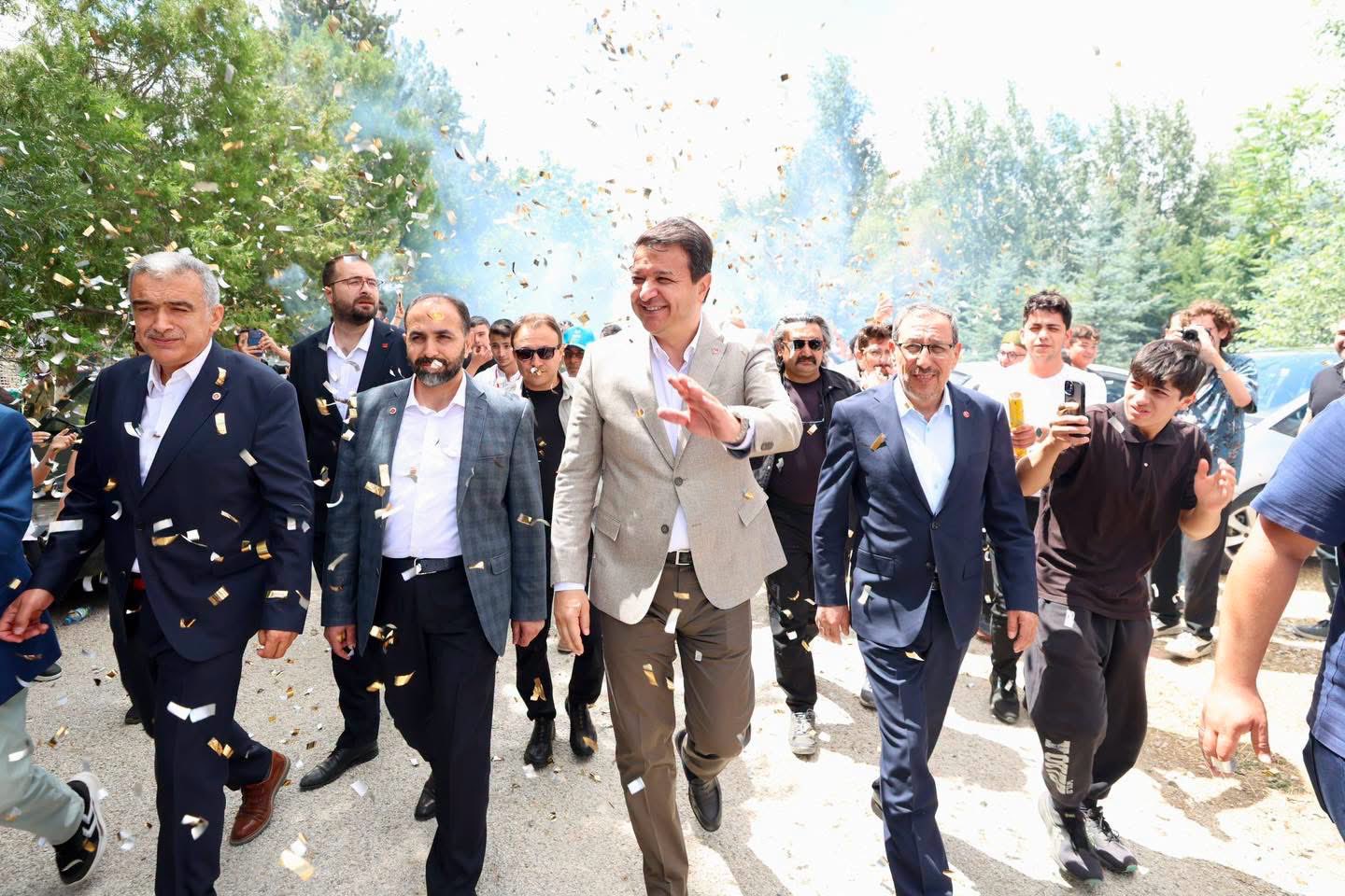 Mahmut Arıkan: Bu meseleyi sadece Haluk Levent’in üzerine yıkıp bir kenara sıyrılamazsınız
