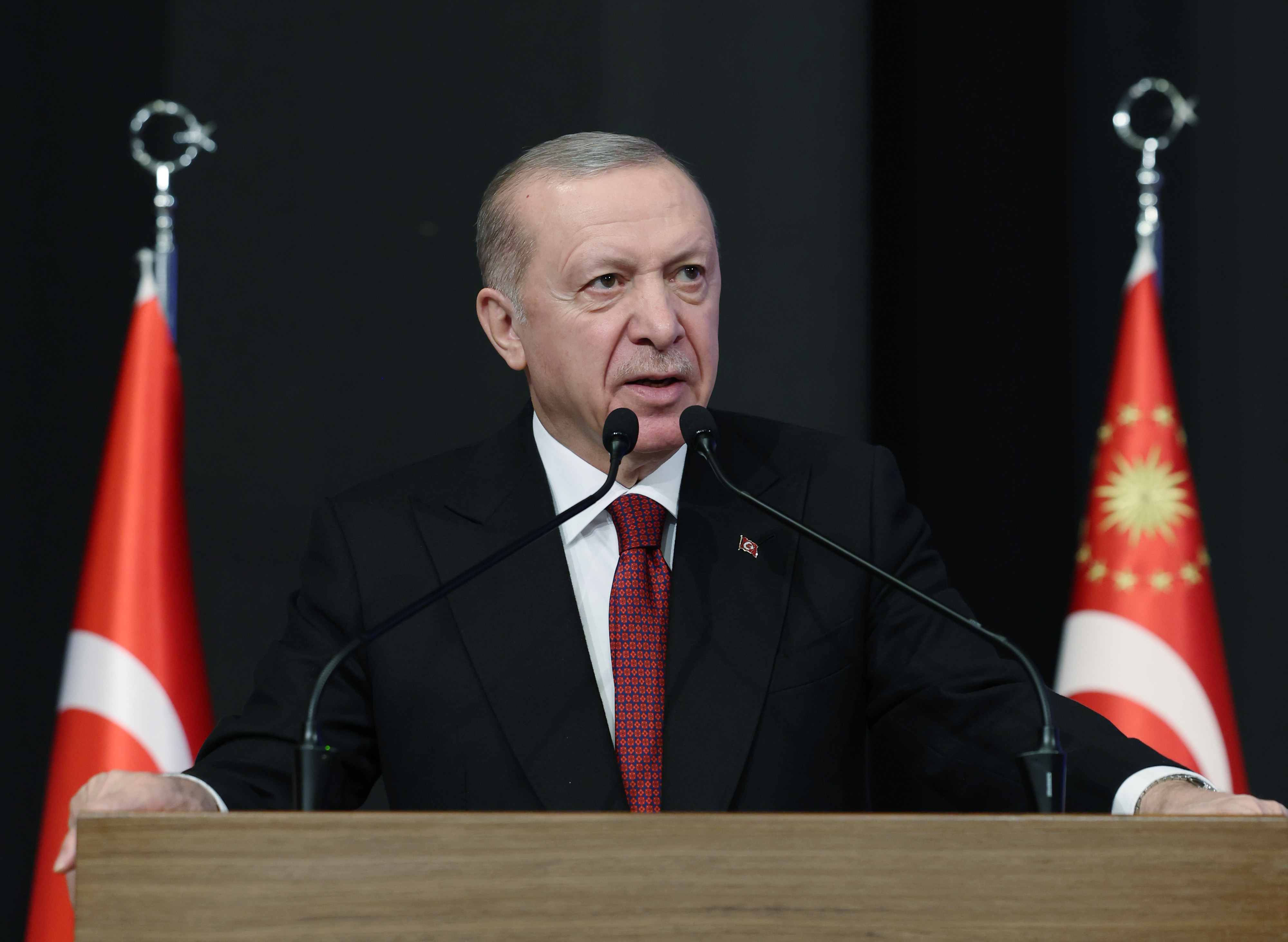 Erdoğan'dan "Ahbap" açıklaması: Çarpık ilişkiler ortaya çıkıyor, depremde fırsatçılık yapanlar adalete hesap veriyor