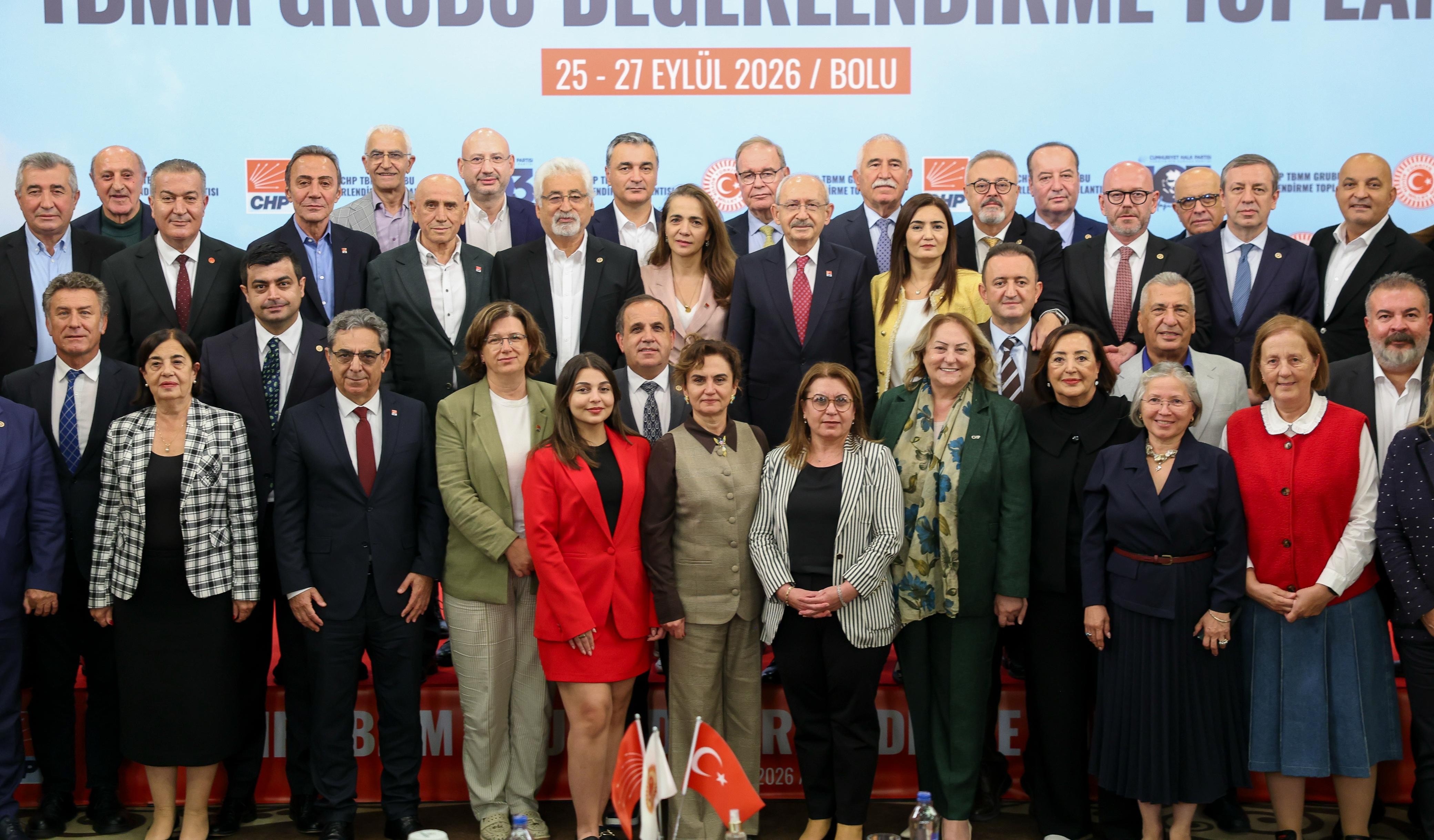 CHP milletvekili kampı sonuç bildirgesi: Türkiye'nin güçlendirilmiş parlamenter sisteme geçmesini savunuyoruz
