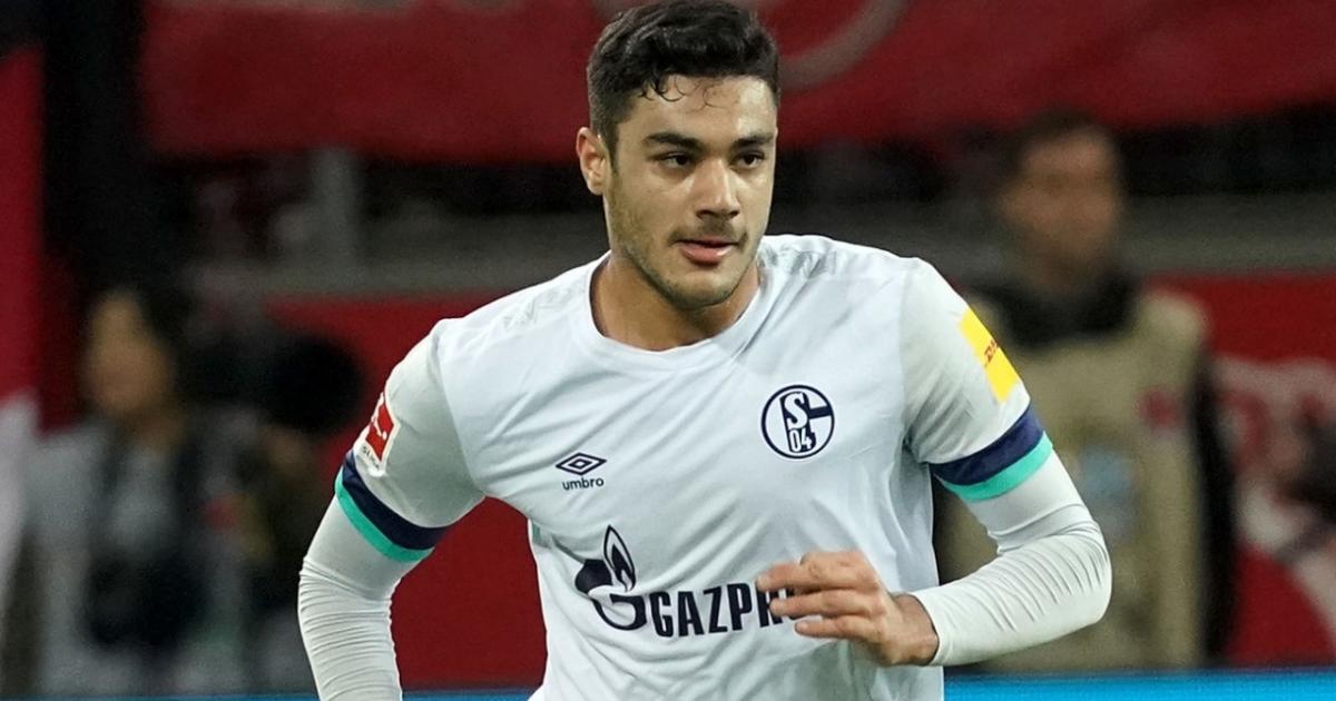 Bundesliga Da Tukuruk Tartismasi Rakibine Tukurdugu Iddia Edilen Ozan Kabak Ozur Diledi Kasitli Yapmadim Dedi Independent Turkce