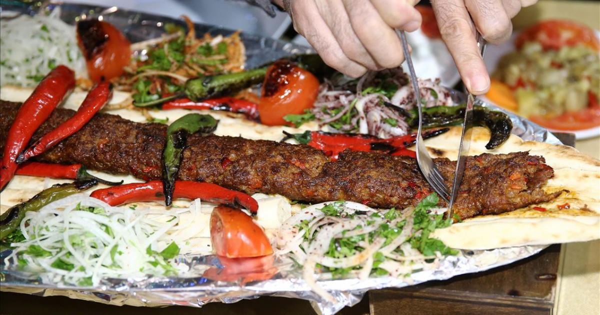 Yemeksepeti Salginda Bir Sarilmayi Bir De Kebabi Ozledik Independent Turkce