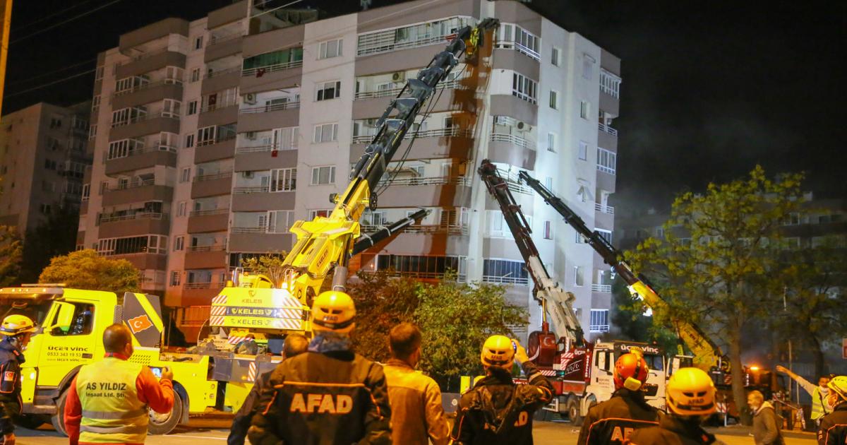 Yilmaz Erbek Apartmani Nda Market Icin 7 Isyeri Birlestirilirken Kolonlar Kesilmis Independent Turkce