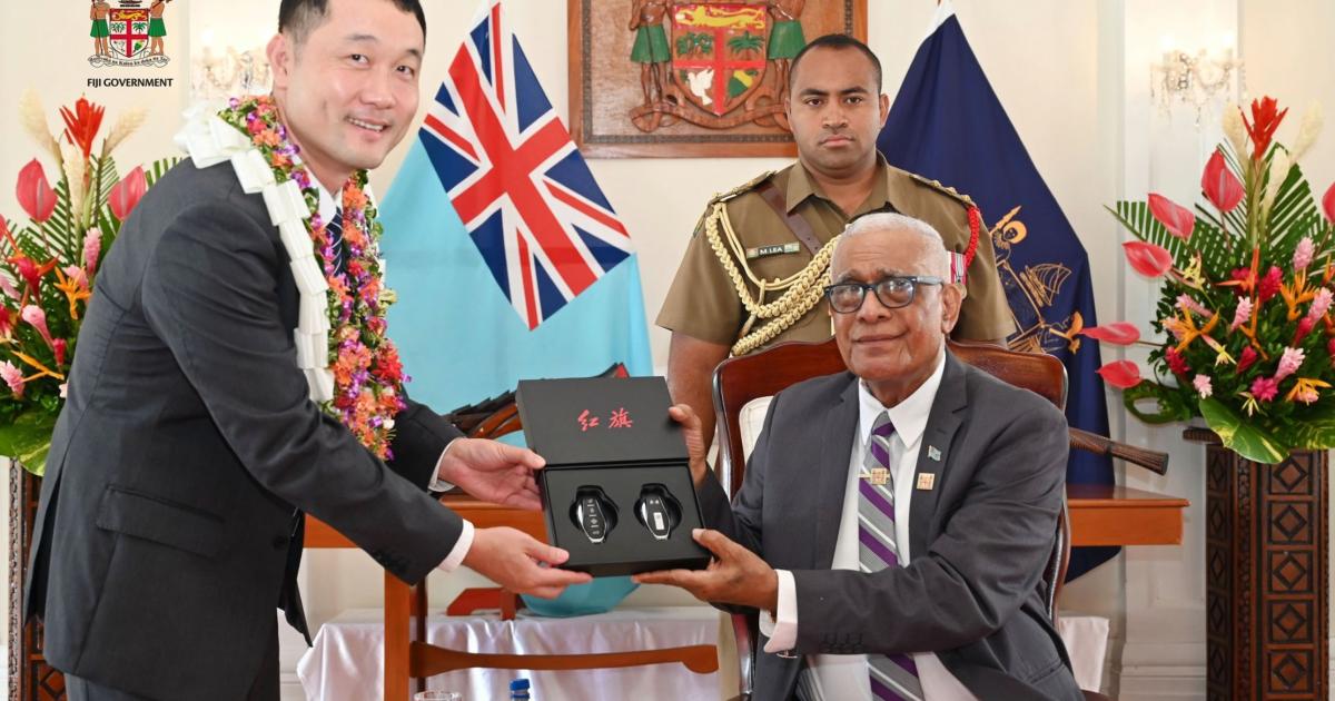 'Lüks Otomobil' Diplomasisi: Çin'in Pasifik Etkisinde