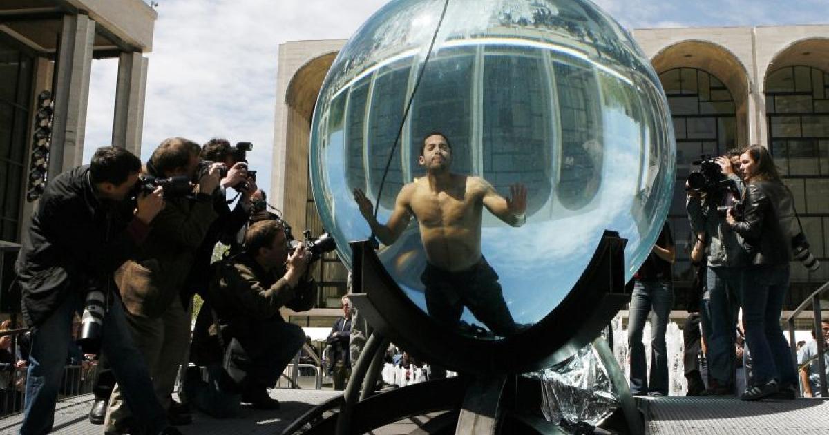 Jeffrey Epstein ile İlişkileri Değişen Yıldız Illüzyonistler