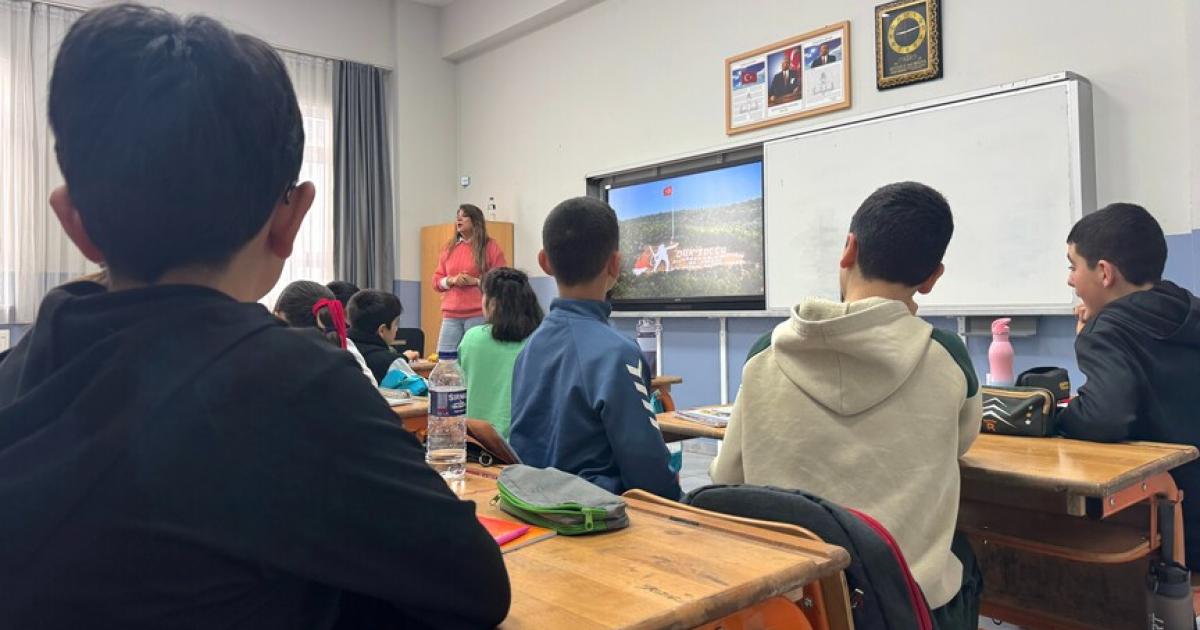 Okul yönetiminin veri temelli pedagojik liderlik rolüyle yeniden tanımlanması