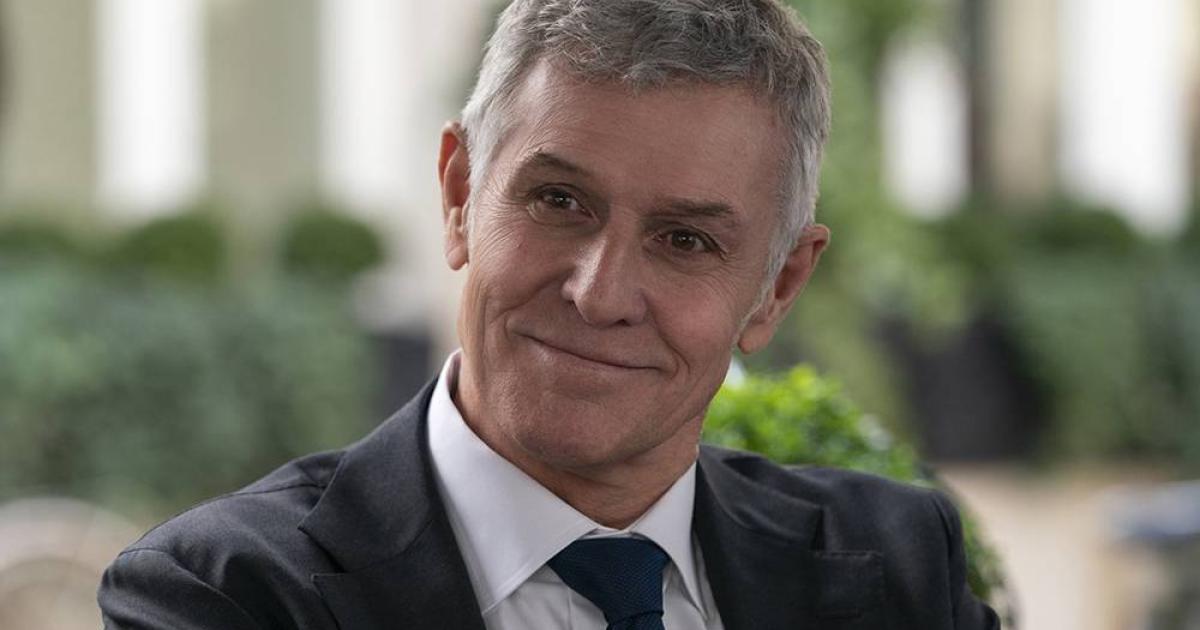 Emily in Paris oyuncusu Pierre Deny 69 yaşında hayatını kaybetti