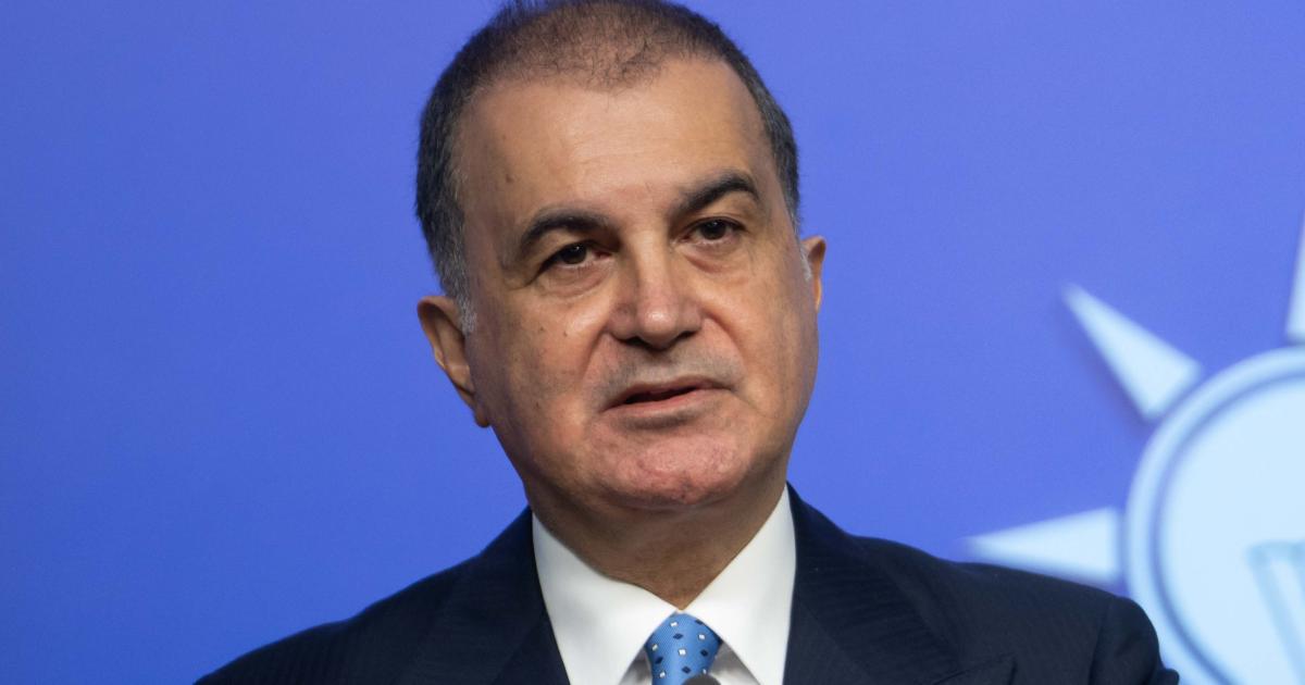 AK Parti'li Çelik: Özgür Özel, "dış vesayet" arayışına yöneldi