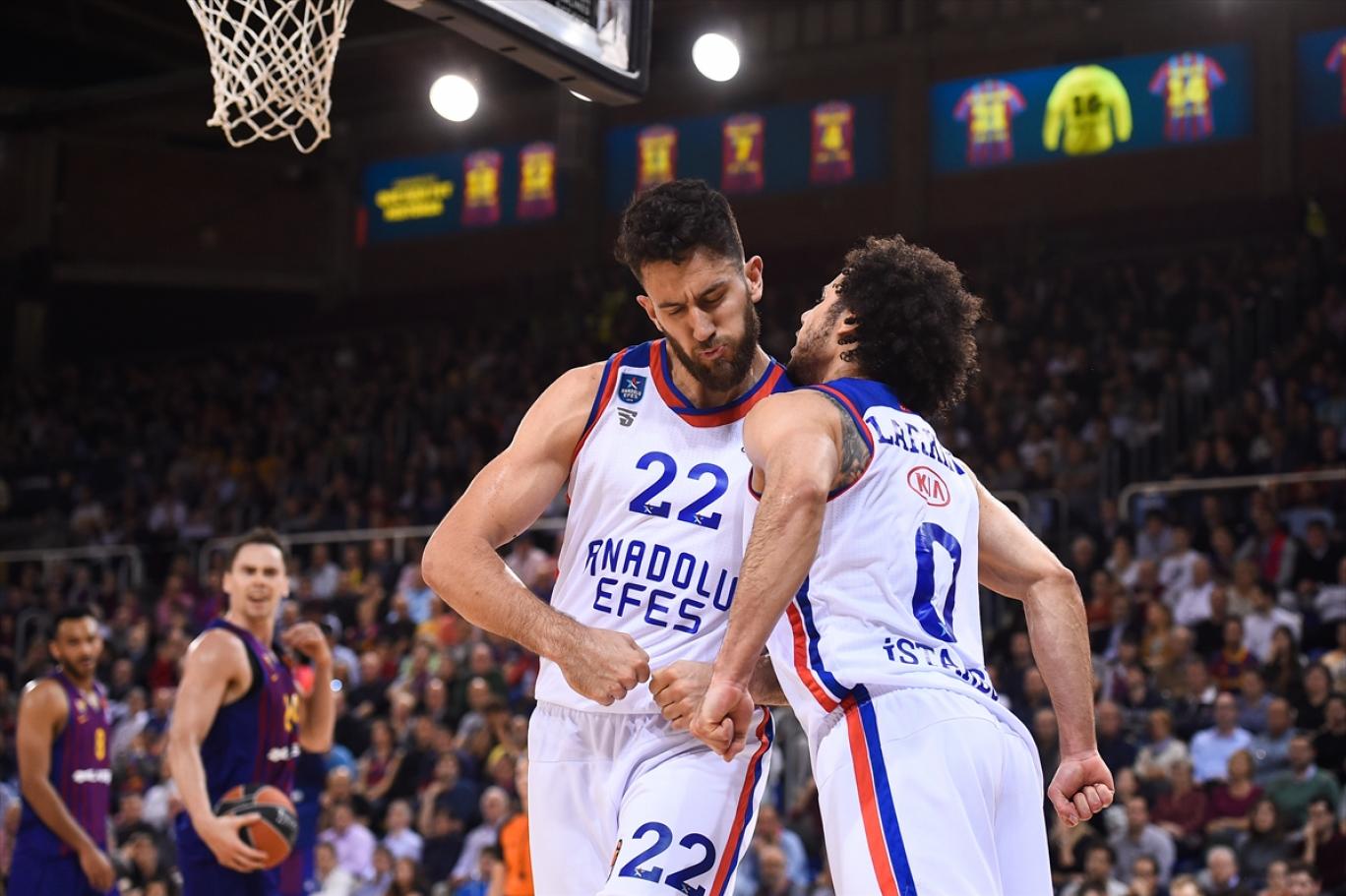 anadolu efes ten barcelona ya tarihi