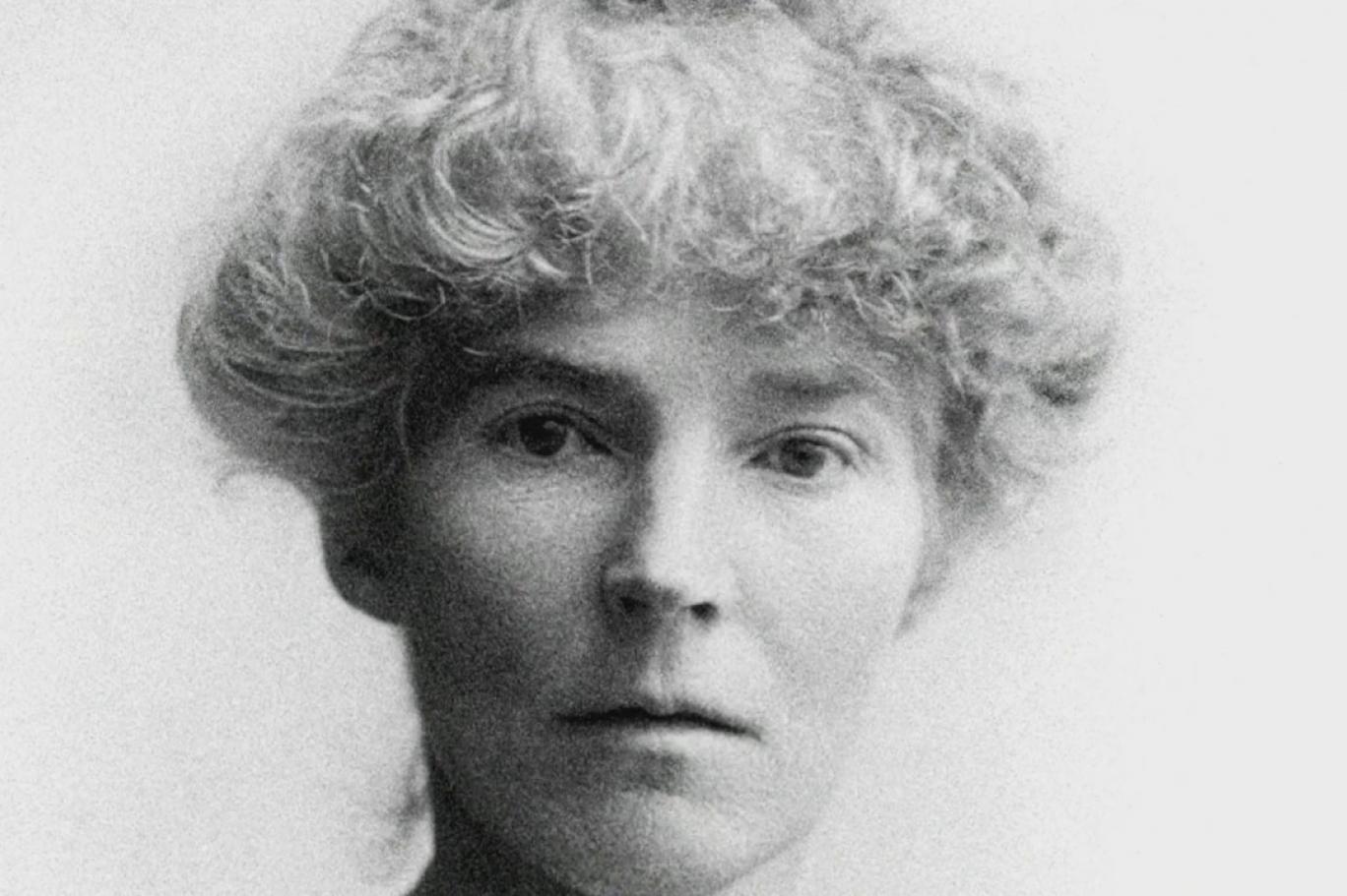 irak in tacsiz kralicesi gertrude bell