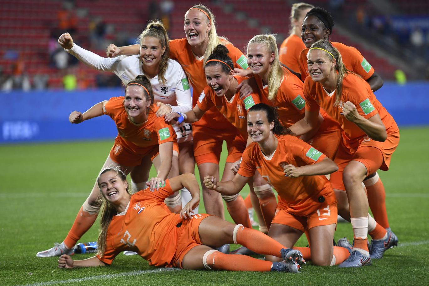 FIFA Kadınlar Dünya Kupası'nda Hollanda çeyrek finalde Independent Türkçe