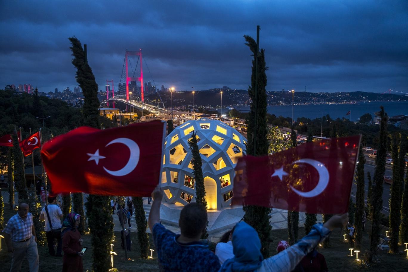 siyasetcilerden 15 temmuz mesajlari