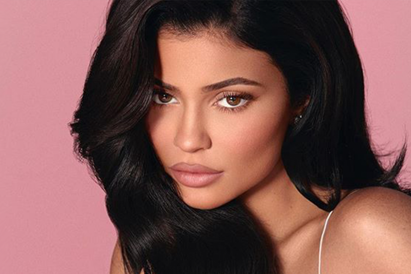 Kylie Jenner: Anksiyeteyle savaşırken ve şöhretle baş ederken kendimi  “kaybettim” | Independent Türkçe