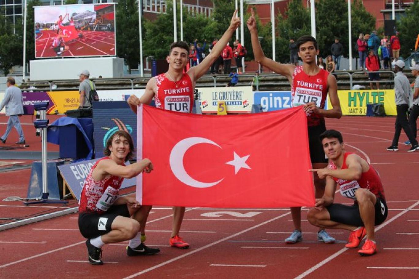 20 yas alti turk atletler avrupa