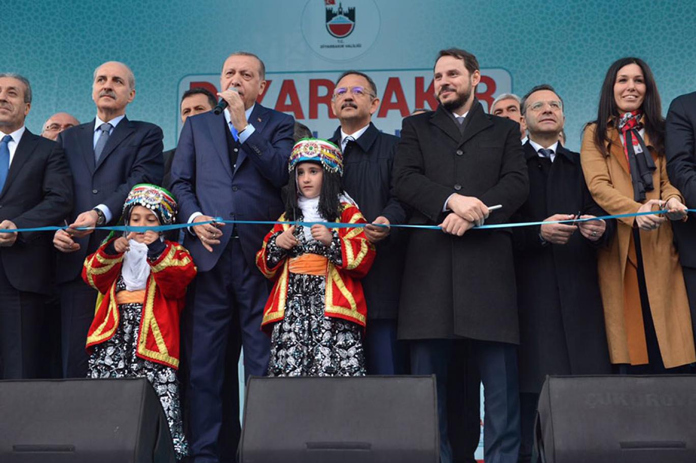 iddia ak parti de hazine bakani dahil